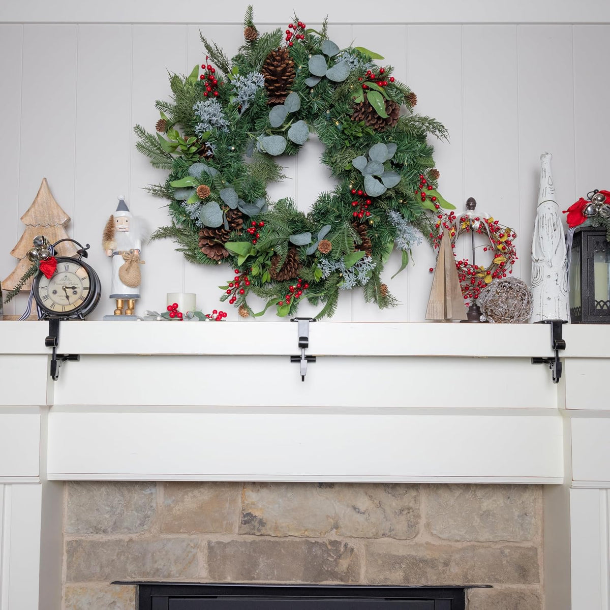 Christmas Stocking Mantle Hangers – photo 9