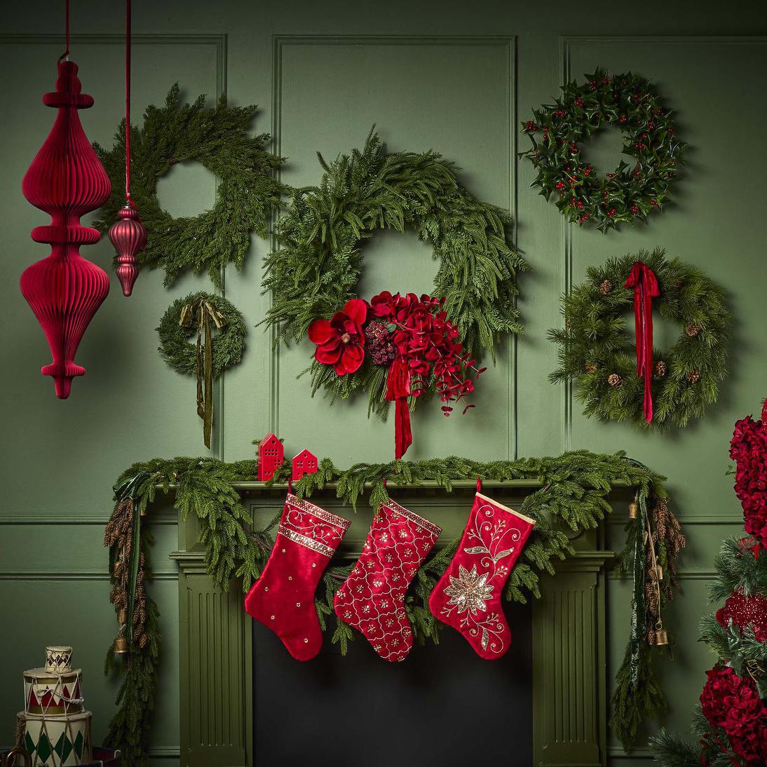 Cypress Christmas Wreath – photo 4