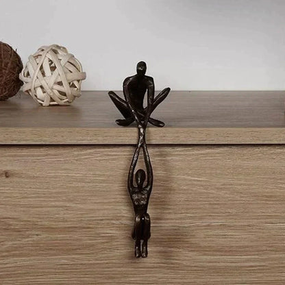 Embracing Couple Sculpture – photo 2