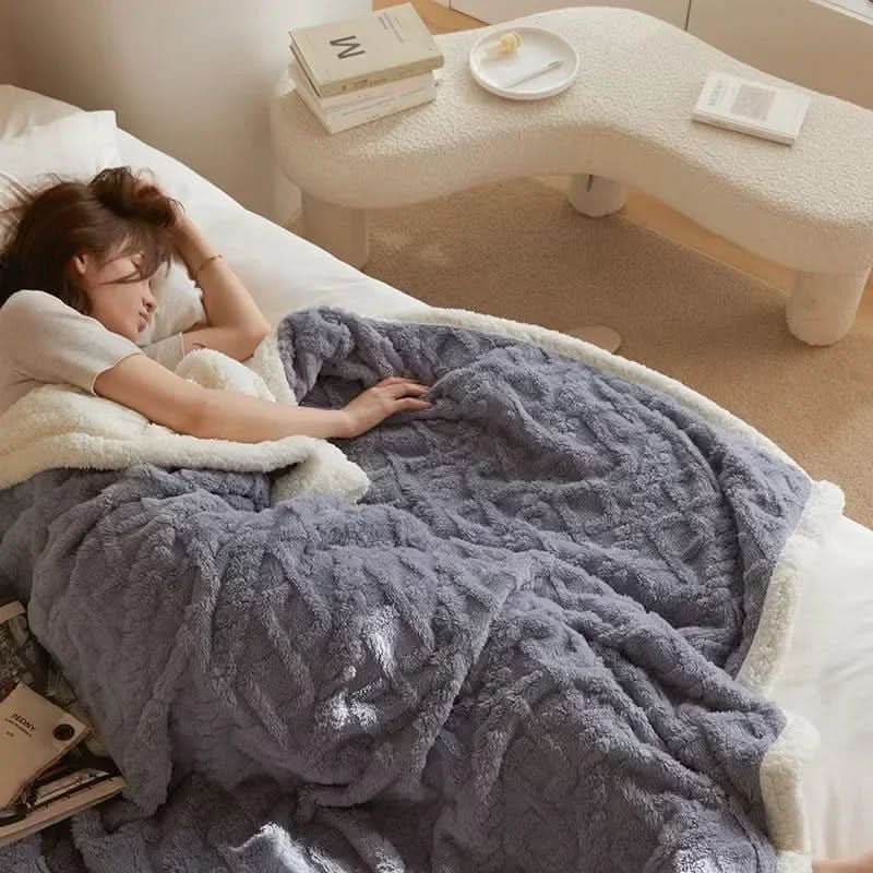 Plush Throw Blanket – photo 5